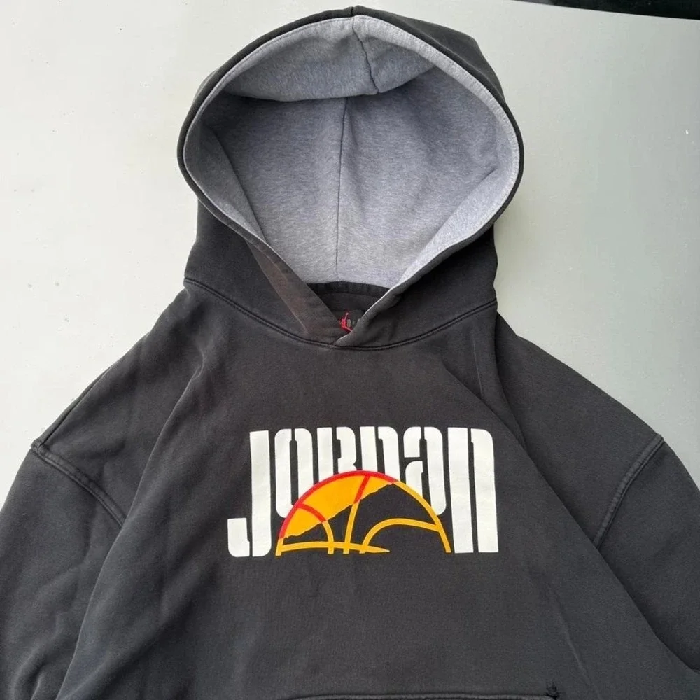 Early 2000s Black Nike Jordan hoodie front and back print